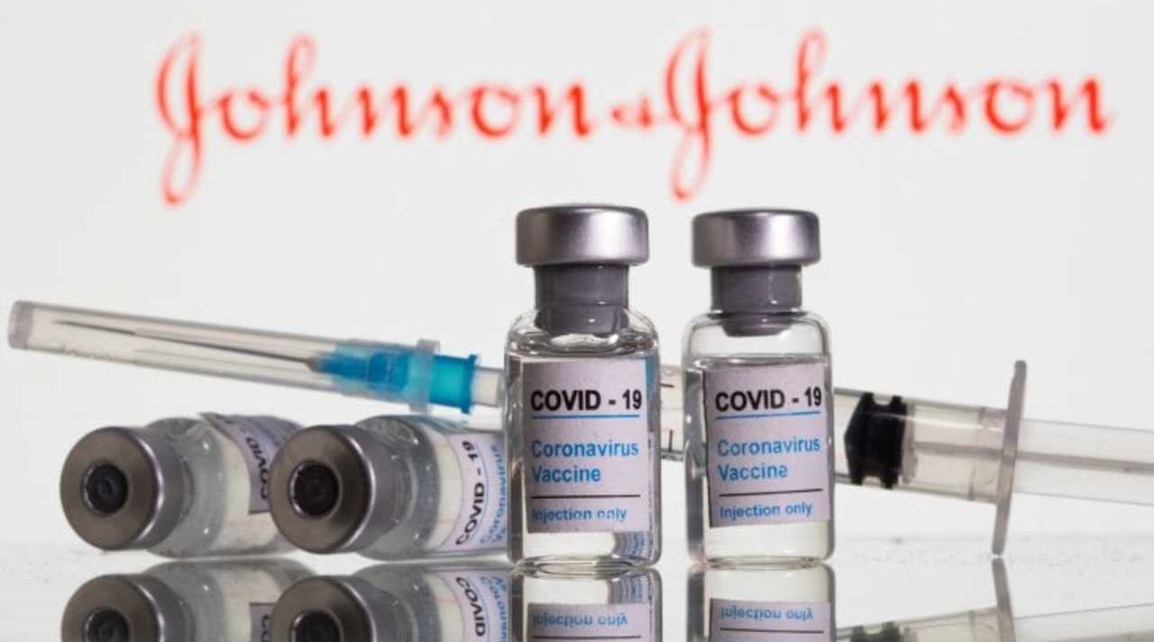gli-usa-approvano-vaccino-johnson-&-johnson.-draghi:-in-italia,-bisogna-accelerare