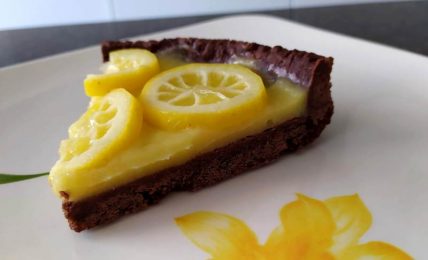crostata-al-cacao-e-limone,-un-connubio-di-sapori-davvero-straordinario,-da-provare!