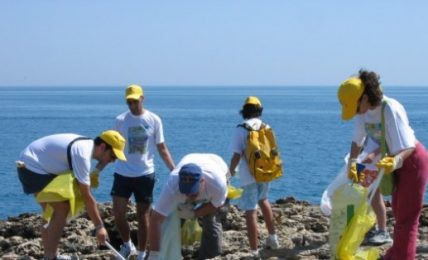 ritorna-la-grande-campagna-di-volontariato-di-legambiente-per-pulire-i-fondali-e-le-spiagge-italiane