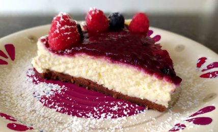 cheesecake-cotta-ai-frutti-di-bosco:-fresca-e-golosa-per-le-merende-d’estate.