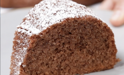 torta-6-bicchieri-al-nesquik:-il-dolce-piu-soffice-e-facile,-da-preparare-senza-bilancia