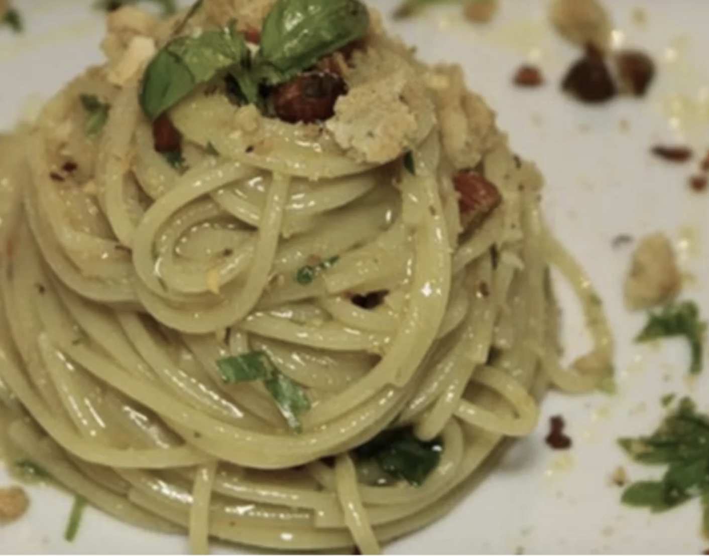 spaghetti-aglio-e-olio-di-cannavacciuolo:-“il-segreto-per-un’ottima-cremina-e-nella-mia-pomata”