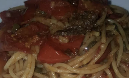 spaghetti-alla-san-giovanniello:-la-tipica-ricetta-della-tradizione-pugliese.-pronto-in-10-minuti-e-buonissimo