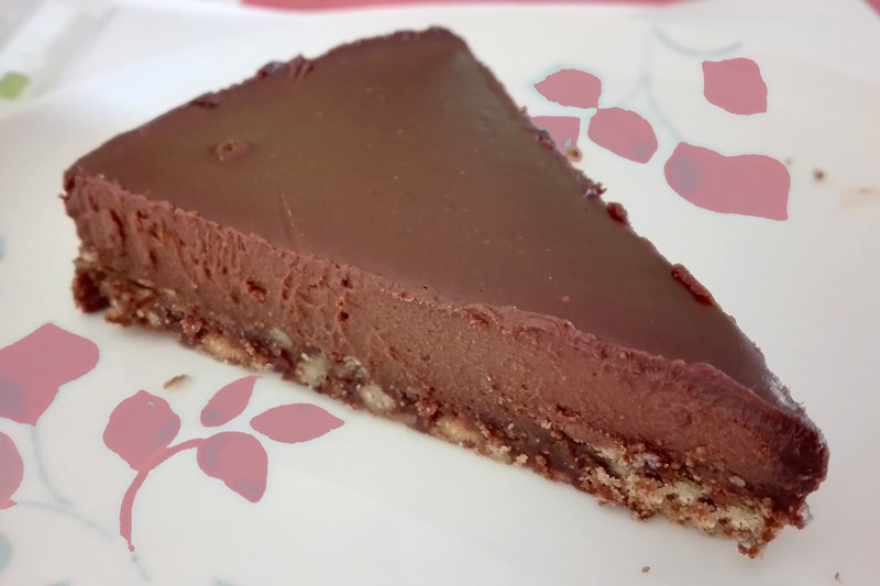 torta-di-budino-e-biscotti,-un-dessert-dal-gusto-intenso-di-cioccolato:-irresistibile!