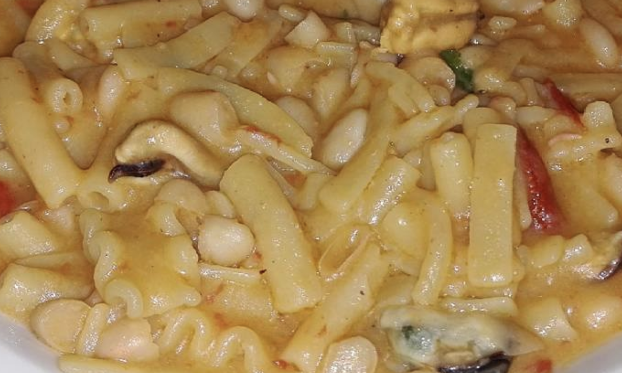 la-pasta-e-fagioli-con-le-cozze,-la-ricetta-della-tradizione-napoletana-svelata-da-cannavacciuolo.-“ecco-come-farli-cremosissimi”