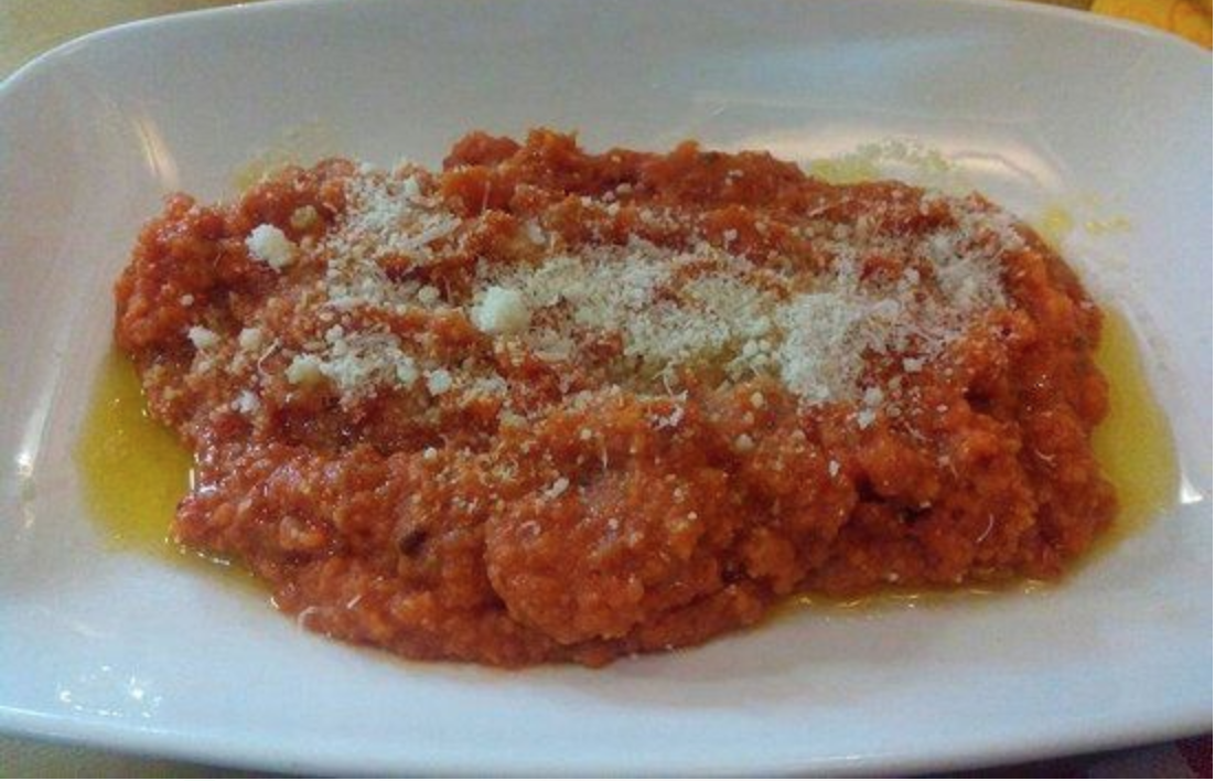 la-pappa-al-pomodoro-di-luisanna-messeri,-la-ricetta-vera-e-tradizionale-pronta-con-pochissimi-ingredienti