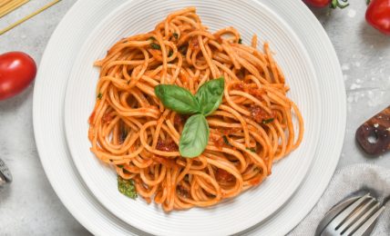 pasta-al-pomodoro-fresco,-tutti-i-trucchi-per-un-grande-classico-italiano