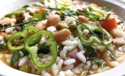 minestrone-estivo-alla-milanese,-piu-saporito-di-un’insalata-di-riso:-il-piatto-ideale-per-rimanere-leggeri