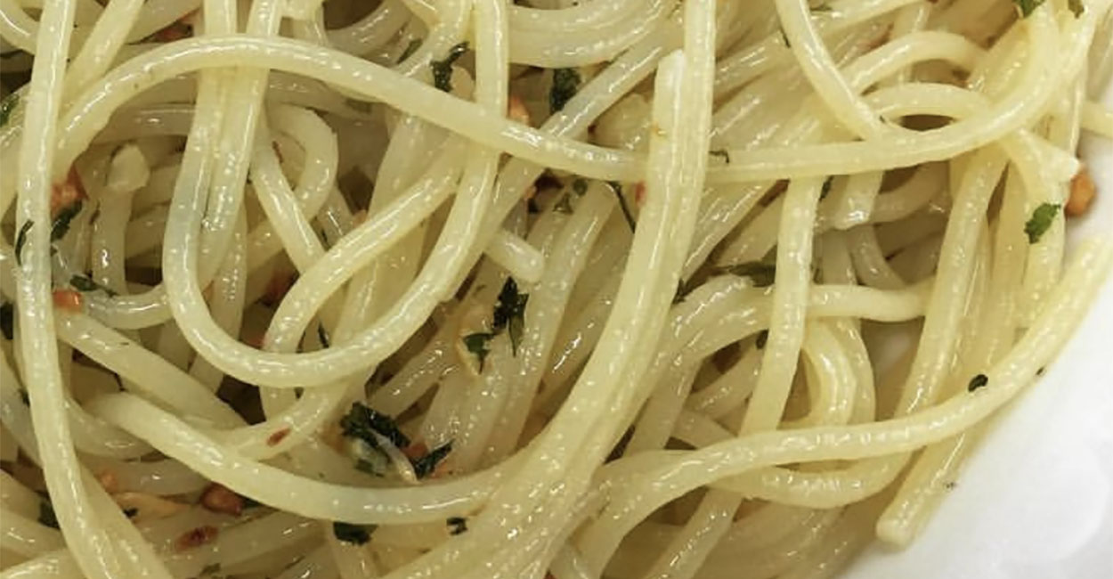 spaghetti-alla-borbonica,-la-ricetta-del-famoso-chef.-si-preparano-in-pochi-minuti-per-un-pranzo-super-leggero