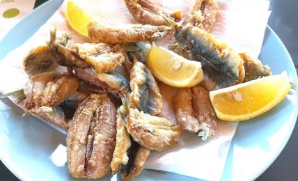 la-frittura-di-paranza,-come-fare-un-fritto-di-pesce-perfetto-con-il-pesce-azzurro.-piu-buoni-dei-calamari-o-gamberi