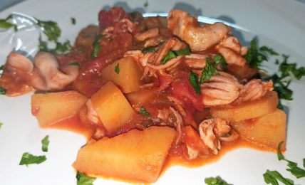 totani-e-patate,-un-grande-classico-della-costiera-come-non-lo-avete-mai-mangiato: