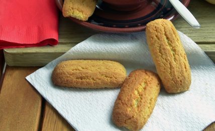 biscotti-furbissimi-2-ingredienti.-la-ricetta-della-nonna-senza-burro,-si-preparano-in-5-minuti