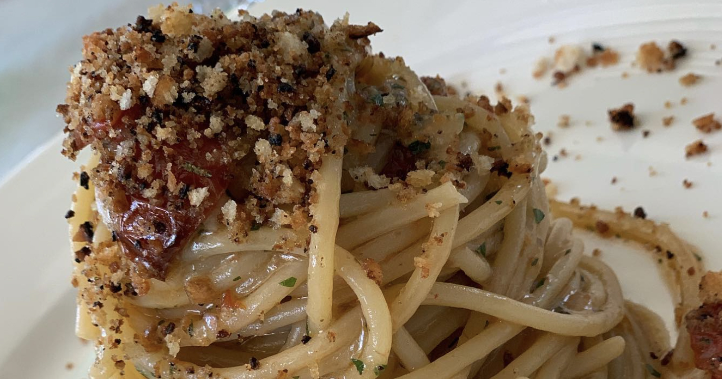 spaghetti-alla-poveraccia,-piatto-unico-per-la-pausa-pranzo-velocissima
